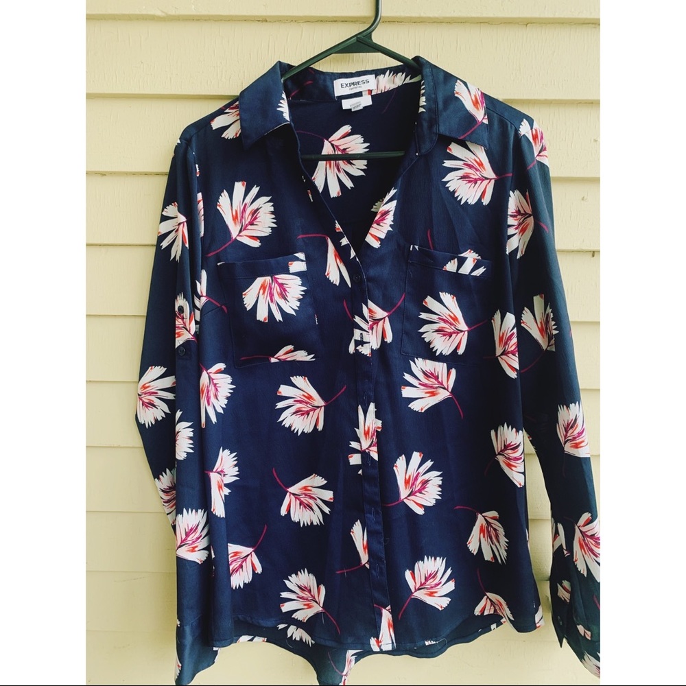 🌸 Floral Portofino Button Down 🌷